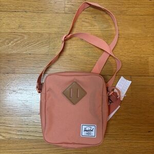 NEW Urban Outfitters x Herschel Heritage Preppy Outdoor Gorpcore Crossbody S